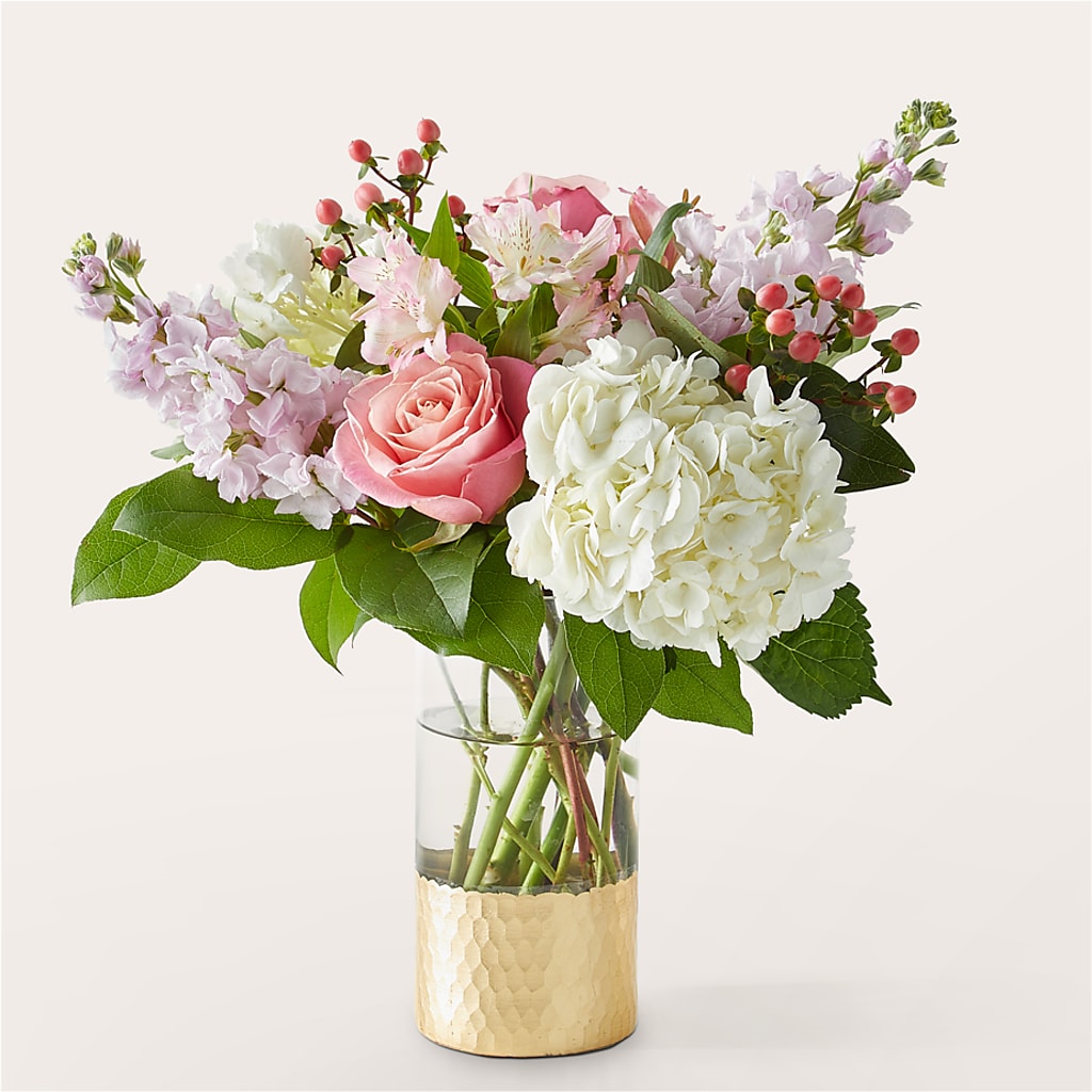 Little Luxuries Bouquet – The Flower Station, Paris TN