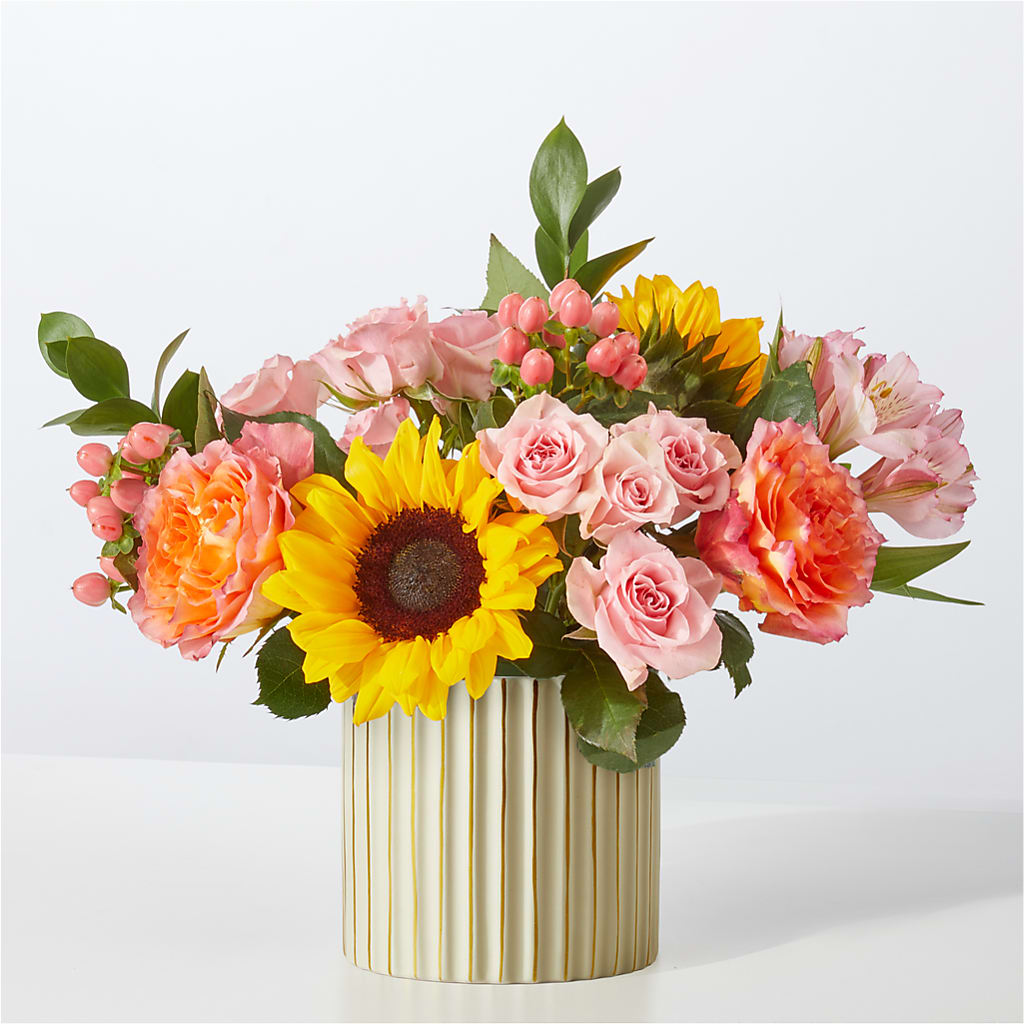 Sun's Out Bouquet – The Flower Station, Paris TN