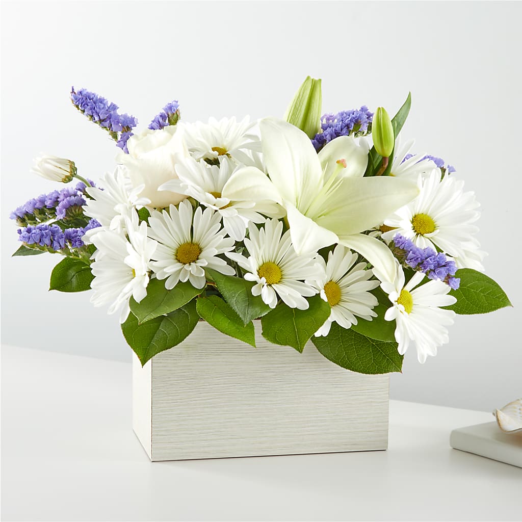 Beyond Blue Box Bouquet – The Flower Station, Paris TN