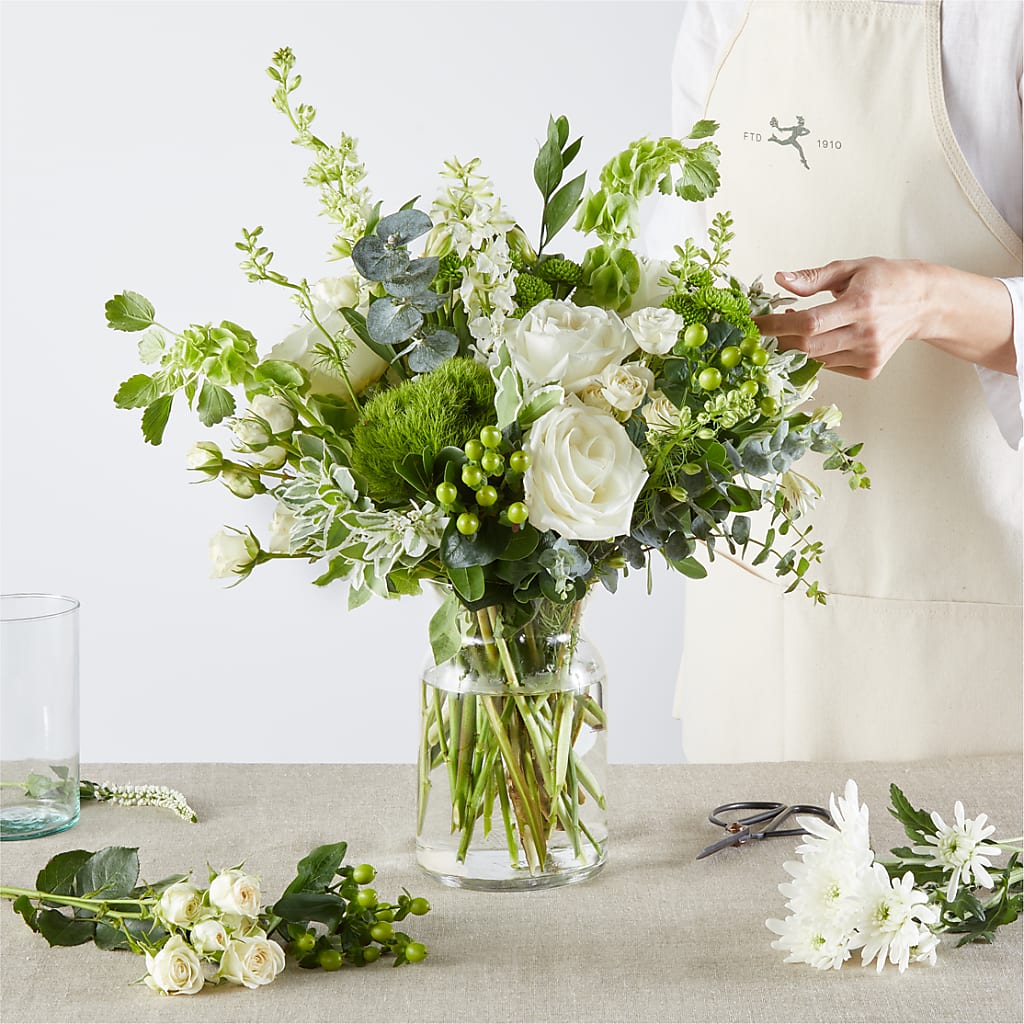 Irish Garden - A Florist Original – The Flower Station, Paris TN