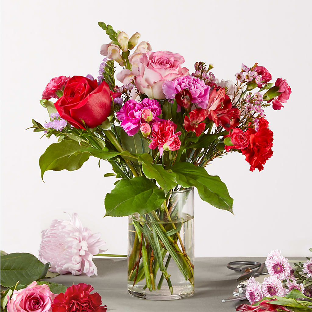 Regal Jewel – A Florist Original – The Flower Station, Paris TN