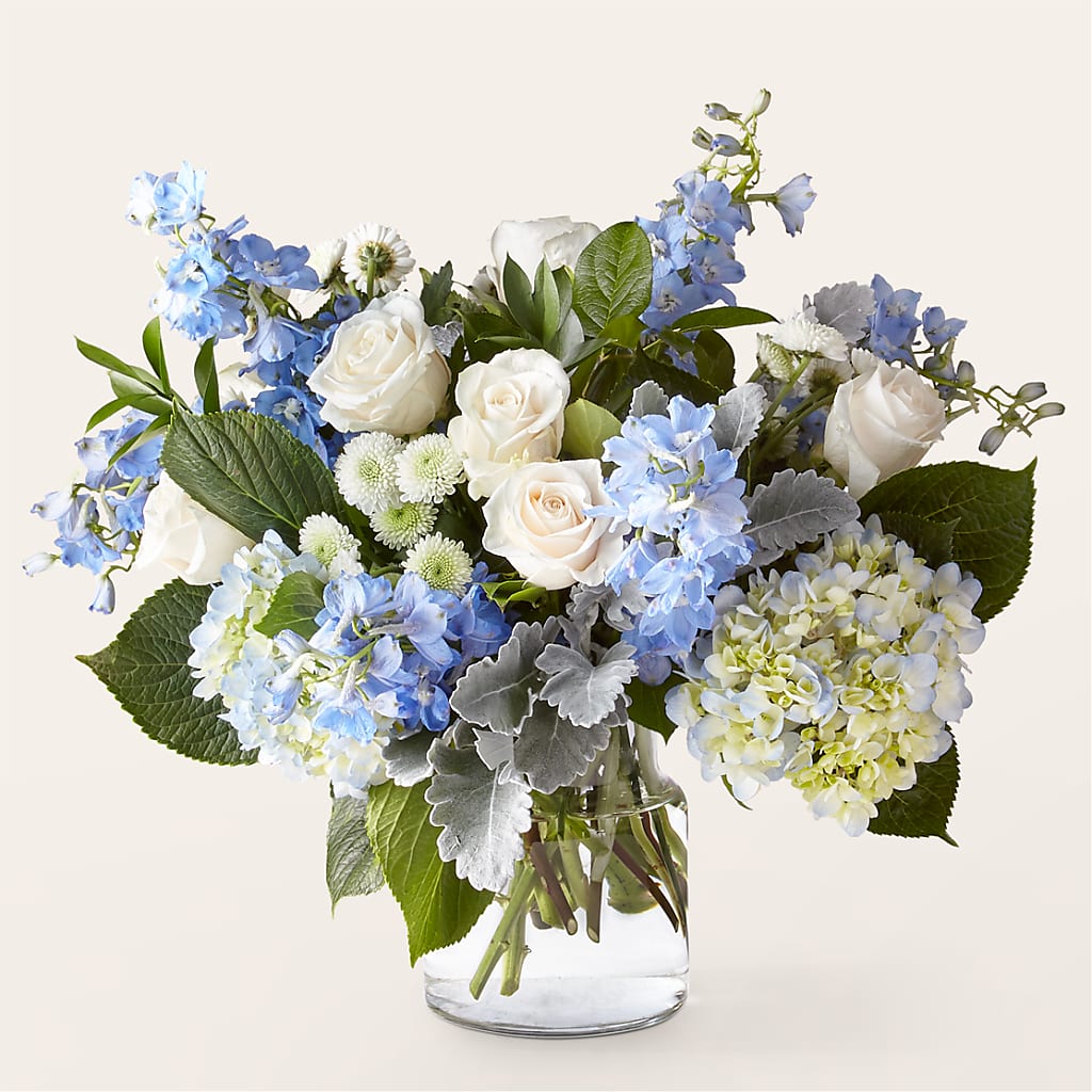 Clear Skies Bouquet – The Flower Station, Paris TN