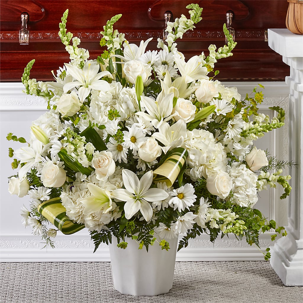 Thoughts of Tranquility Floor Basket – The Flower Station, Paris TN