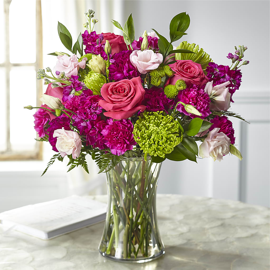 Everlasting Embrace Bouquet – The Flower Station, Paris TN