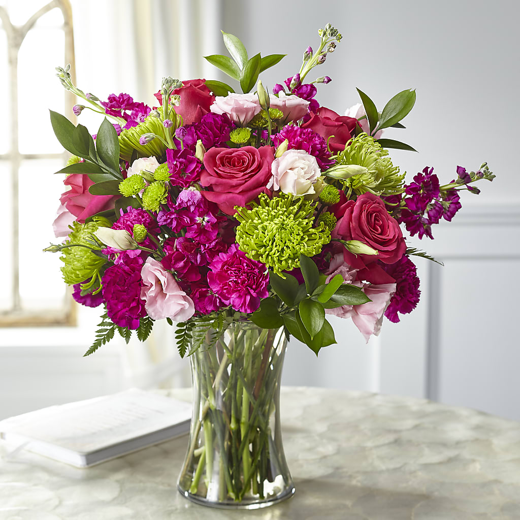 Everlasting Embrace Bouquet – The Flower Station, Paris TN