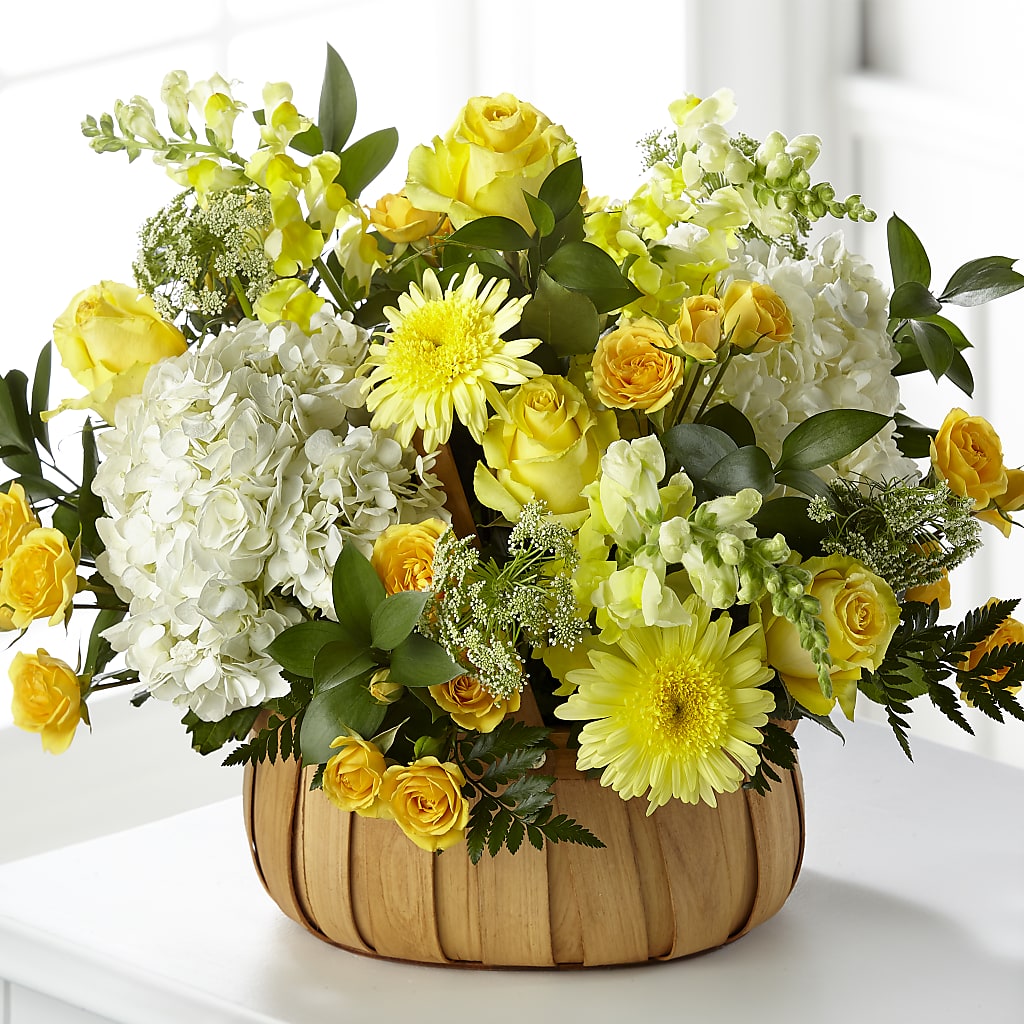 Rustic Remembrance Basket – The Flower Station, Paris TN
