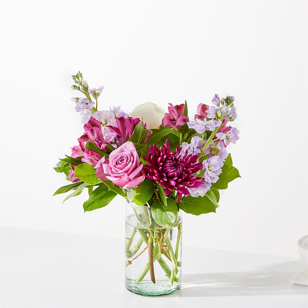 Amethyst Dreams Bouquet – The Flower Station, Paris TN