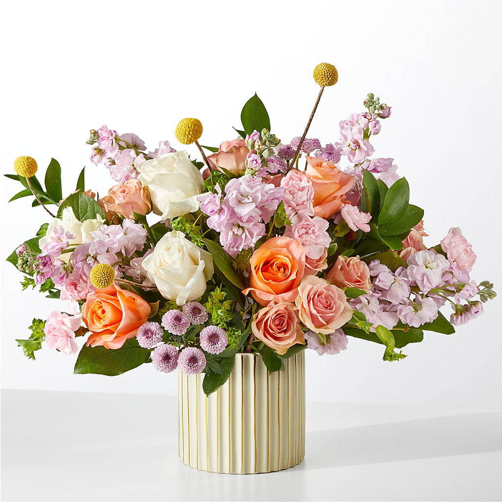 French Market Bouquet with Ivory Vase – The Flower Station, Paris TN