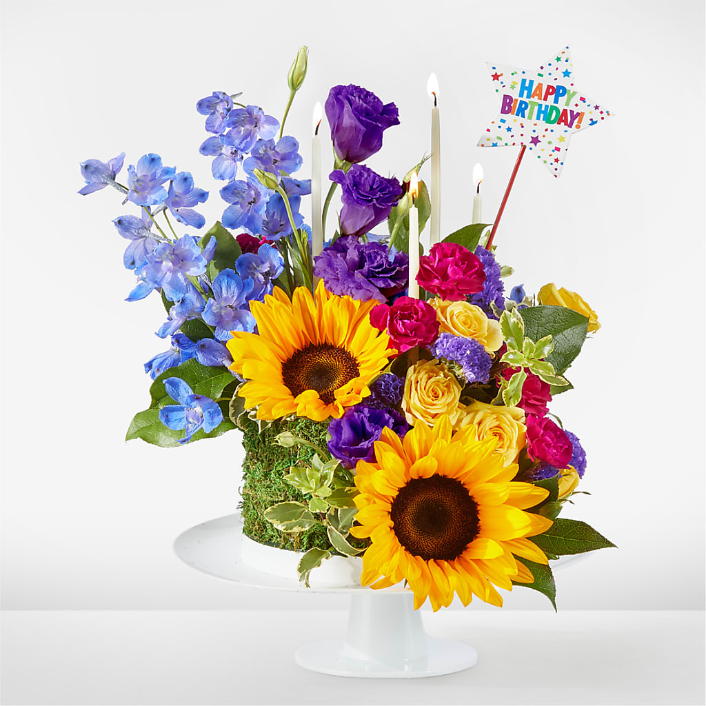 Star of the Day Floral Cake – The Flower Station, Paris TN
