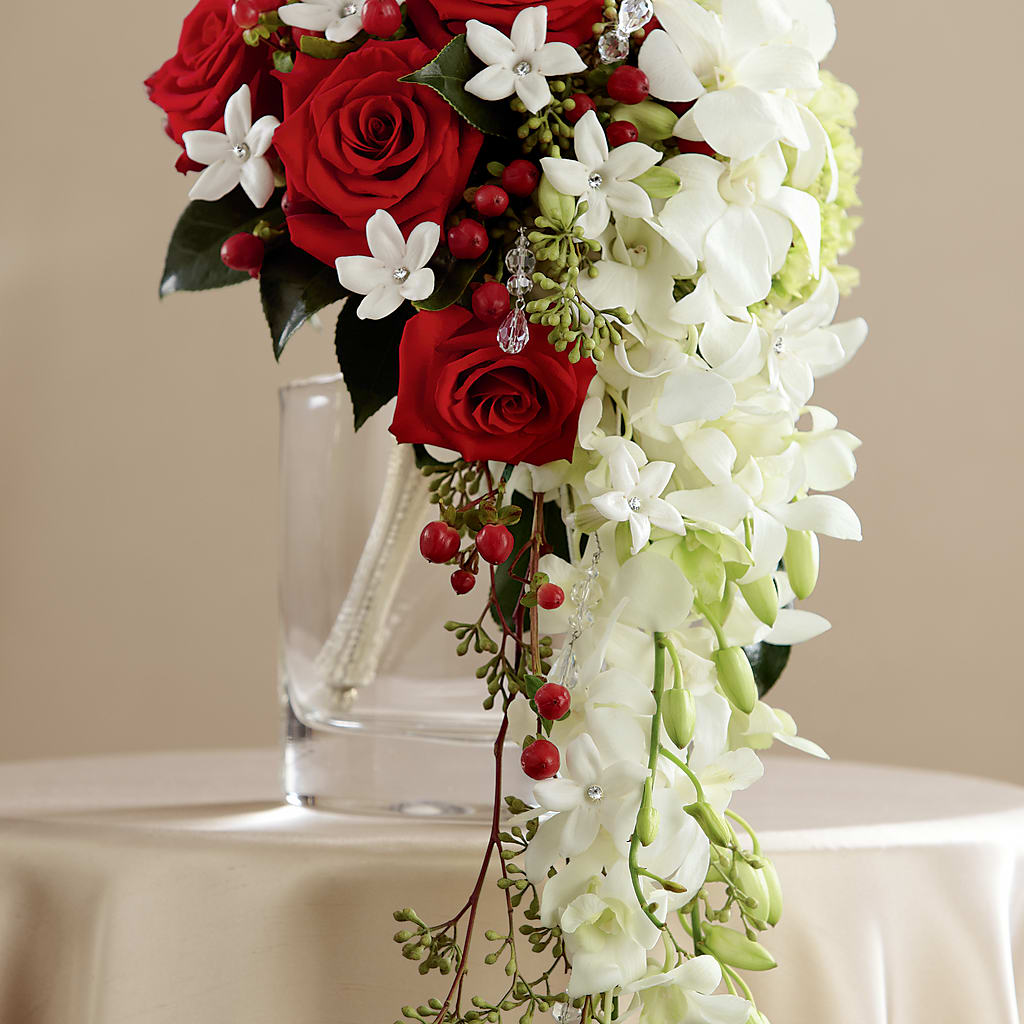 Here Comes the Bride Bouquet – The Flower Station, Paris TN