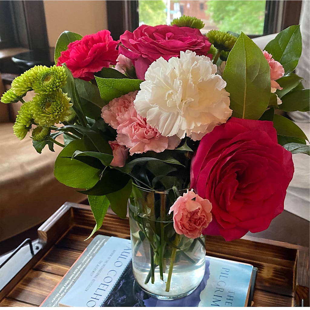 Sweet & Pretty Bouquet –  The Flower Station, Paris TN