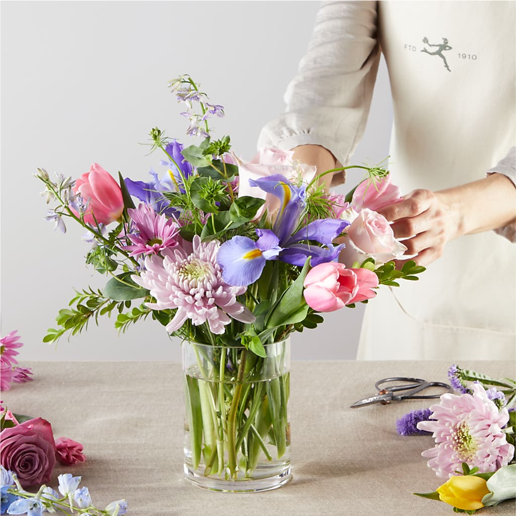 Pastel Tradition - A Florist Original –  The Flower Station, Paris TN
