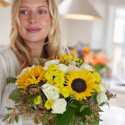 Luminous Morning Bouquet –  The Flower Station, Paris TN