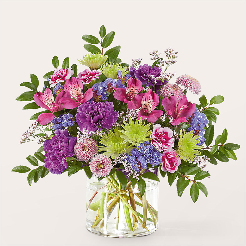 Glass Half Full Bouquet –  The Flower Station, Paris TN