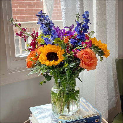 Rays of Life Bouquet –  The Flower Station, Paris TN