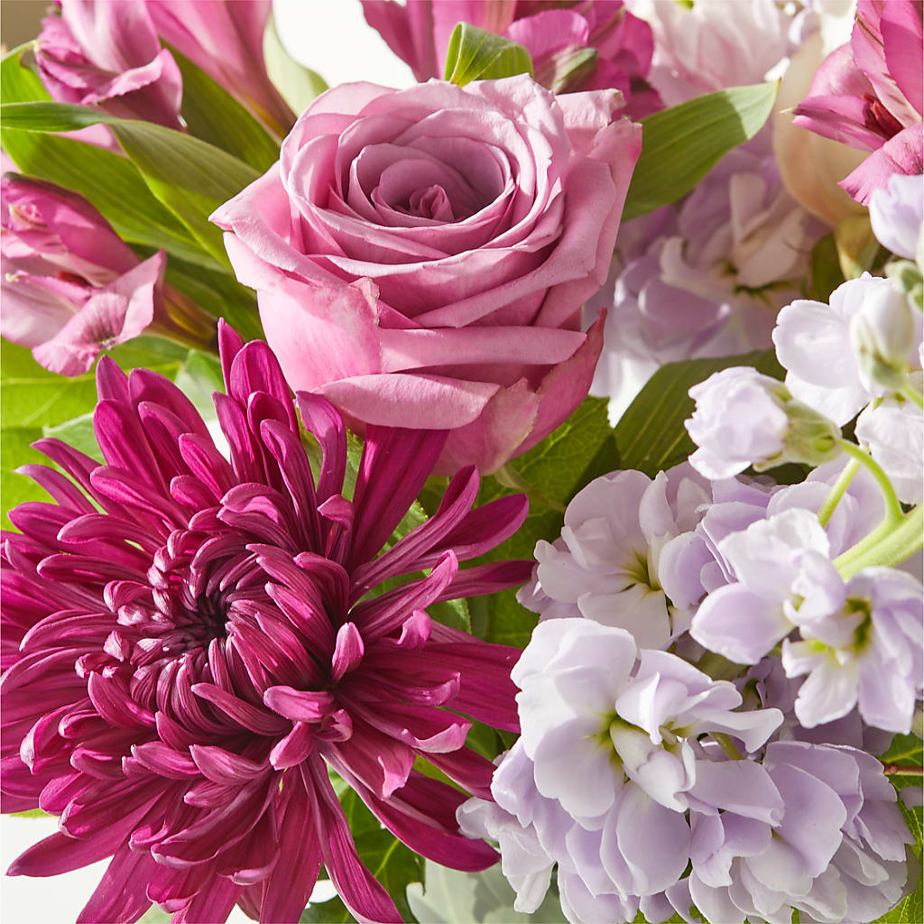 Amethyst Dreams Bouquet –  The Flower Station, Paris TN