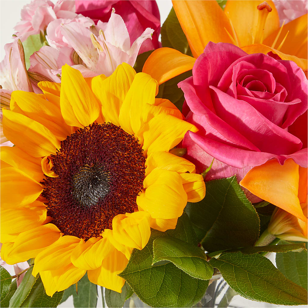 In Full Swing Bouquet –  The Flower Station, Paris TN