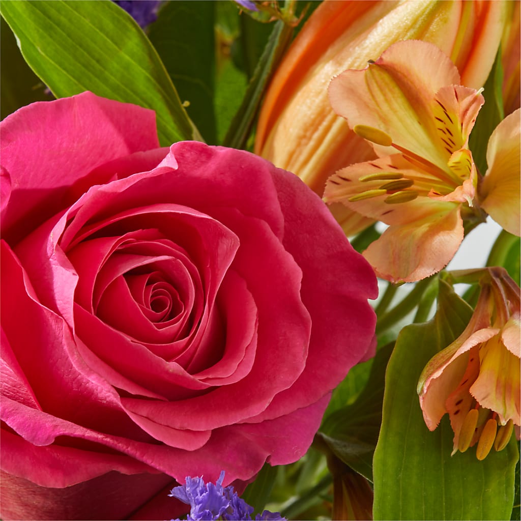 Joyful Bouquet –  The Flower Station, Paris TN