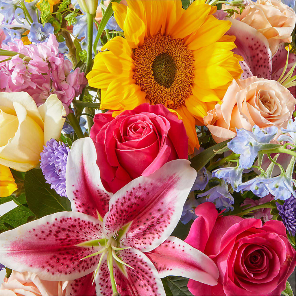 Dreamy Meadows Bouquet –  The Flower Station, Paris TN