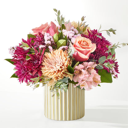 Berry Cobbler Bouquet with Ivory Vase –  The Flower Station, Paris TN