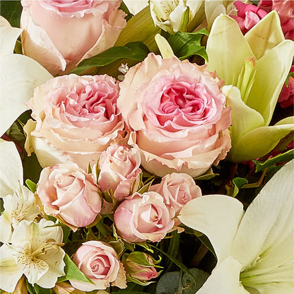 Ballet Slippers Bouquet –  The Flower Station, Paris TN