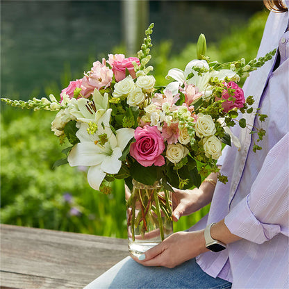 Fondly Bouquet –  The Flower Station, Paris TN