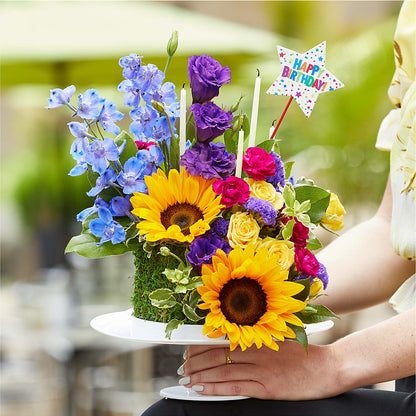 Star of the Day Floral Cake –  The Flower Station, Paris TN