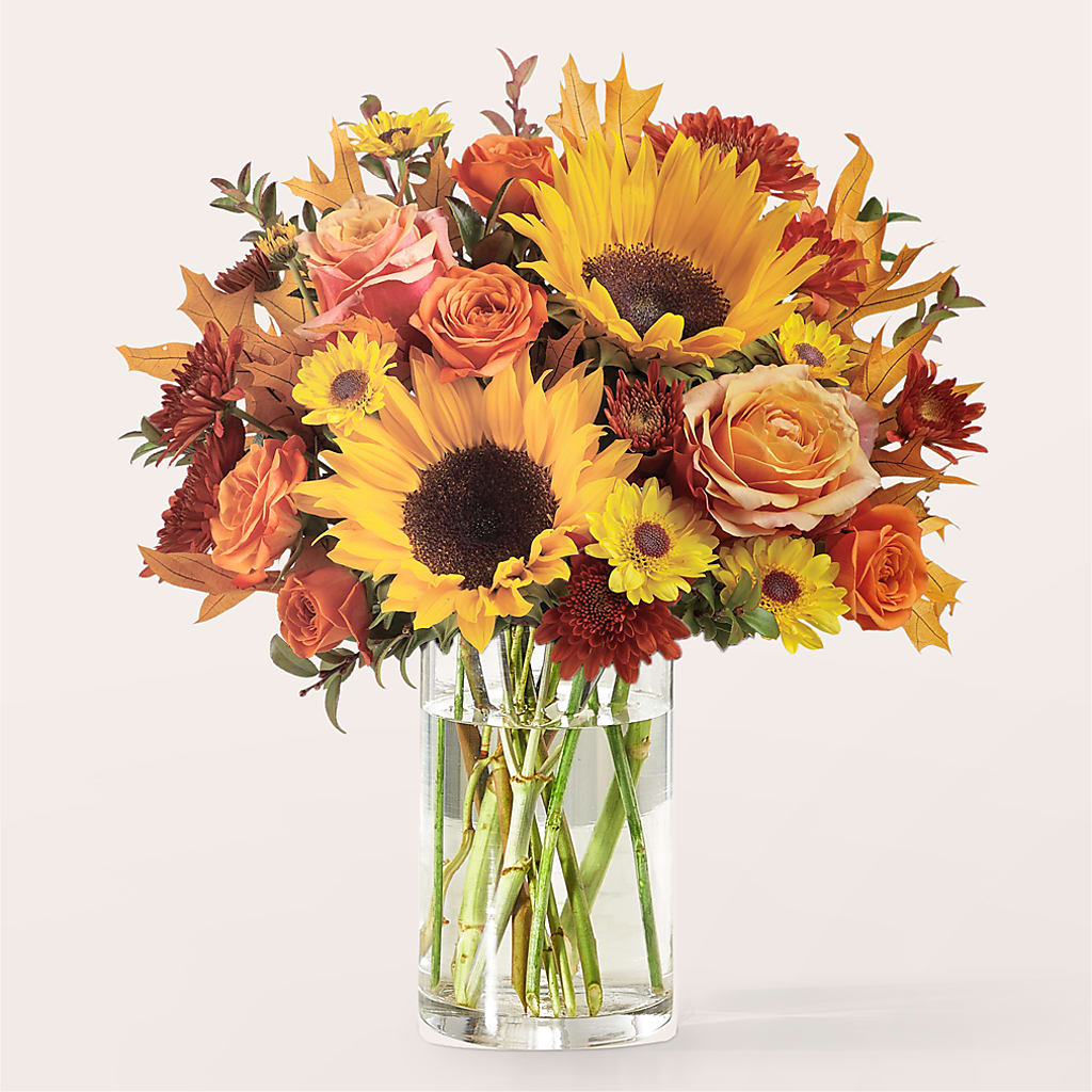 Fluttering Foliage Bouquet –  The Flower Station, Paris TN